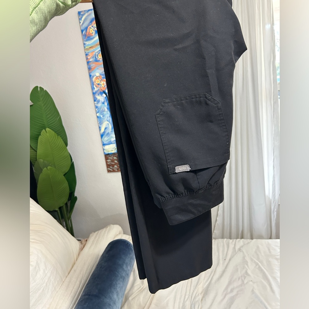 Figs Black Women's high waisted Livingston basic scrub pants small tall grey tie